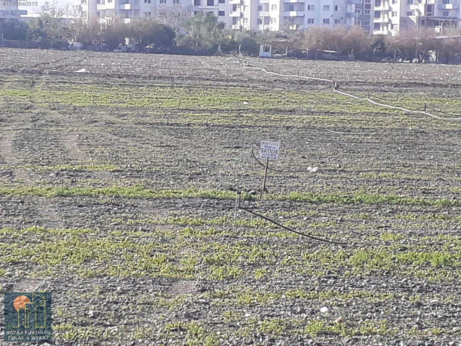 KURTULUŞ EMLAKTAN KARAAĞAÇ CUMHURİYET MAHAL.322 M2 SATILIK ARSA - HATAY ARSUZ fotoğraf 6